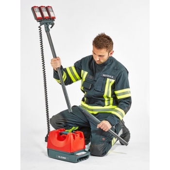 Przenośny, akumulatorowy system oświetleniowy (LED) - RLS 2000; wysokość do 1,8 m; Rosenbauer